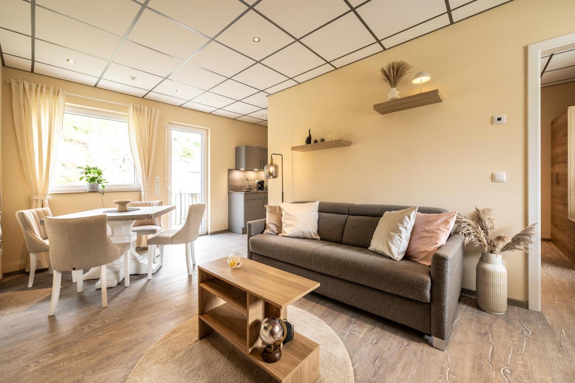 Apart Hotel Lang Altenahr Bagian luar foto