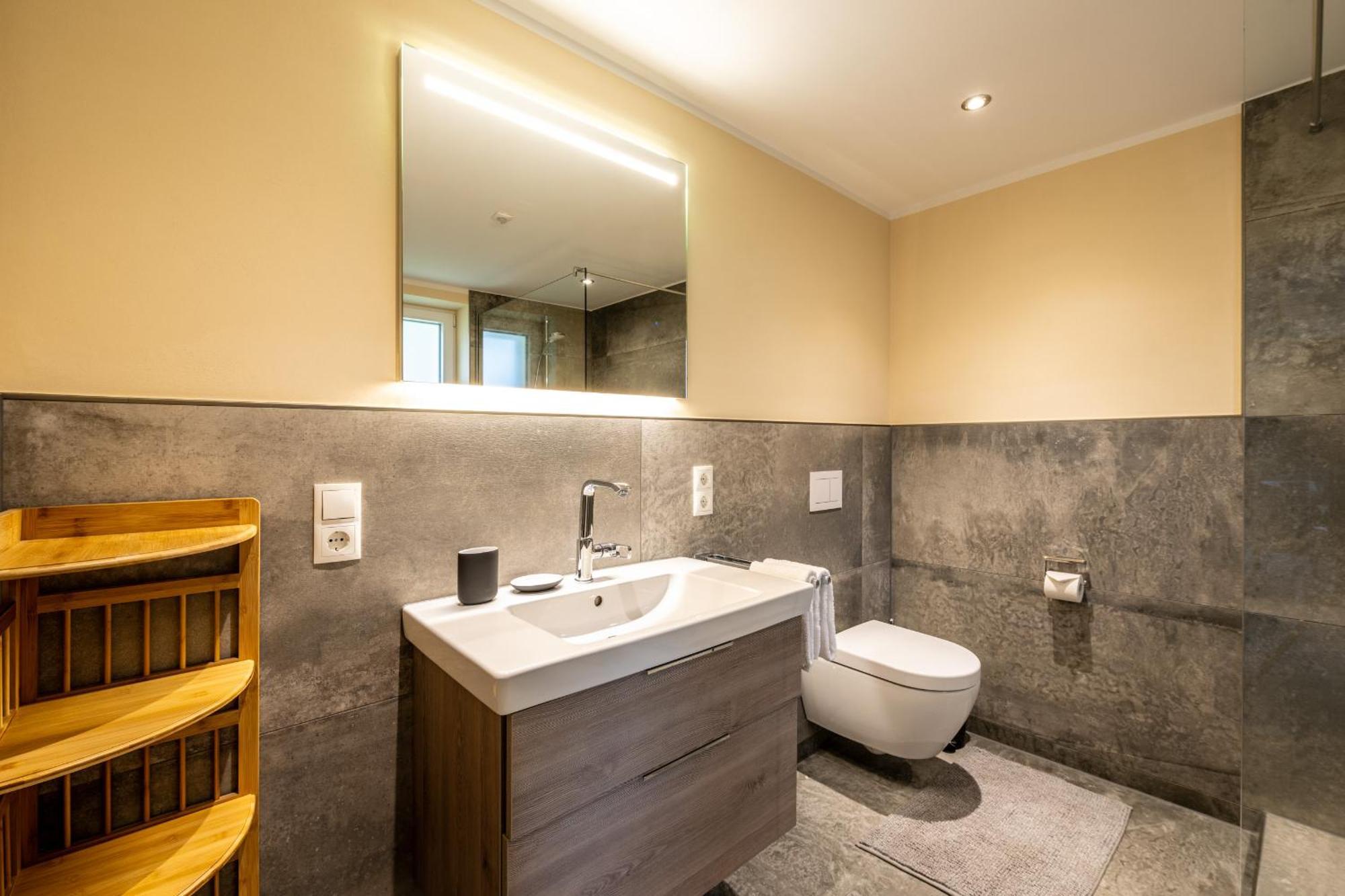 Apart Hotel Lang Altenahr Bagian luar foto