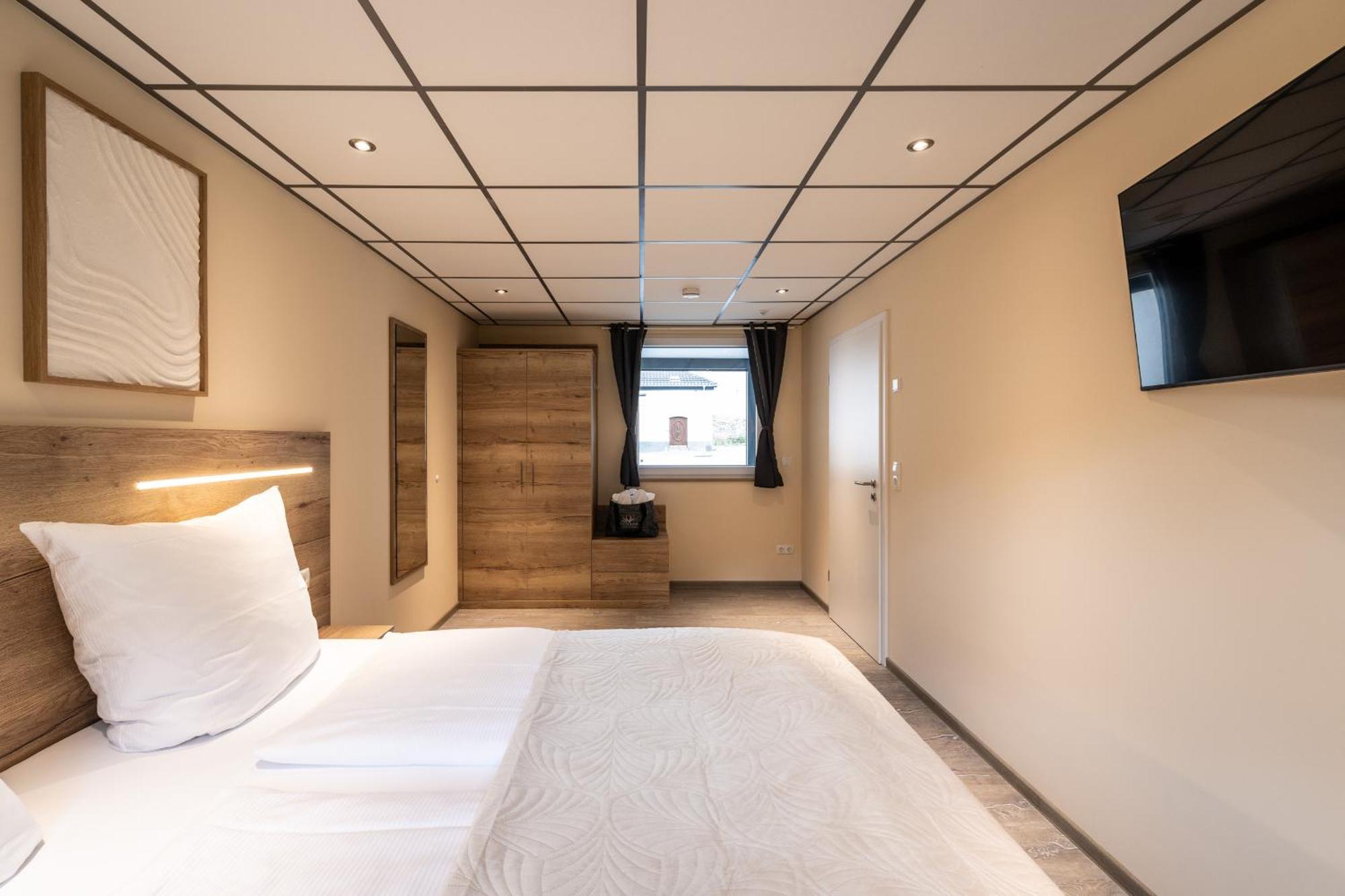 Apart Hotel Lang Altenahr Bagian luar foto